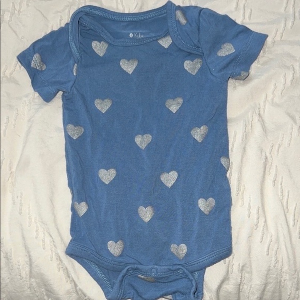 Kyte BABY Blue and Silver Heart Bodysuit
